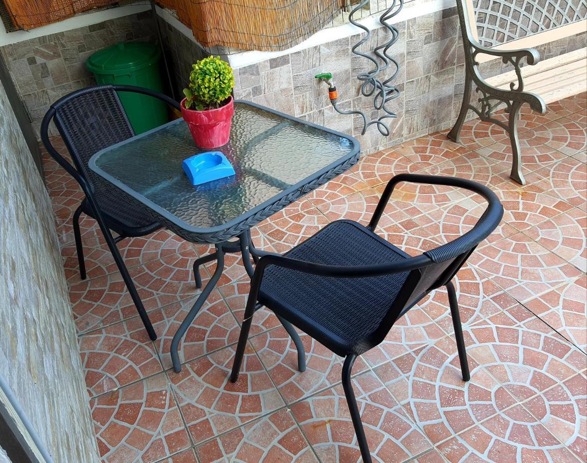 Shabby Chic Rooms Con Cucina E Giardino Privato Pomarico Exterior photo