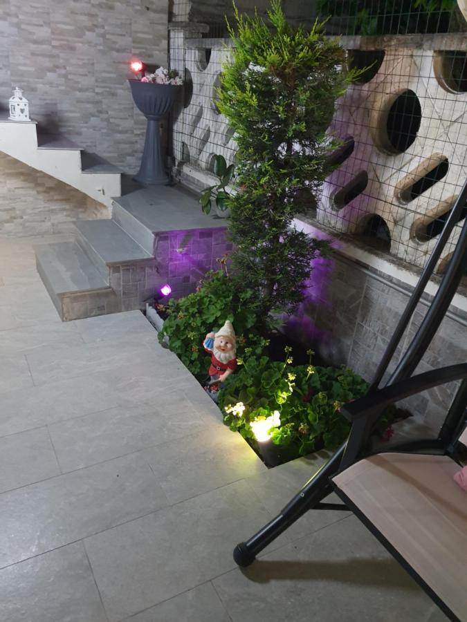 Shabby Chic Rooms Con Cucina E Giardino Privato Pomarico Exterior photo